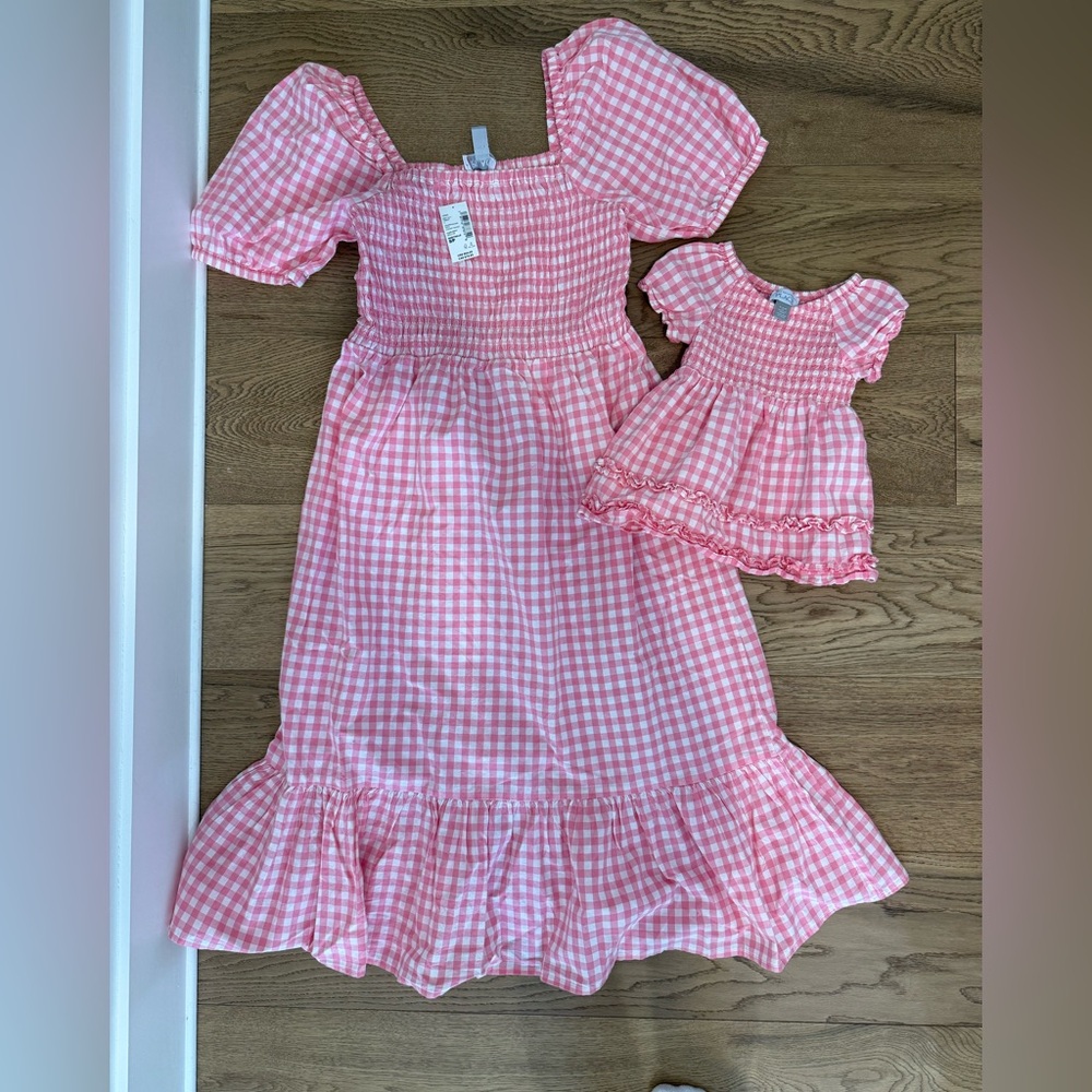 Pink gingham mommy & me dresses. Size 6-9M and size S